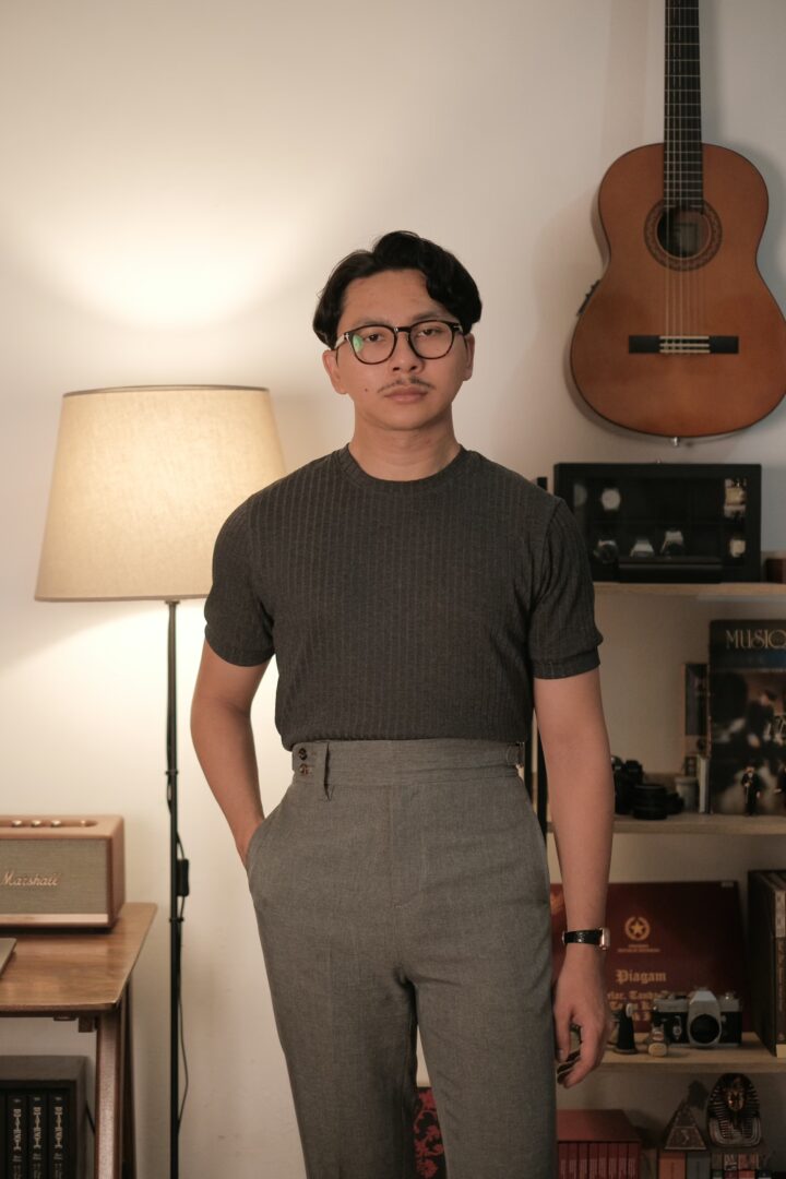Classic Ribbed Shirt in Coal